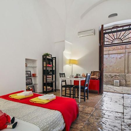 B&B Affittacamere Del Teatro Бриндизи Екстериор снимка