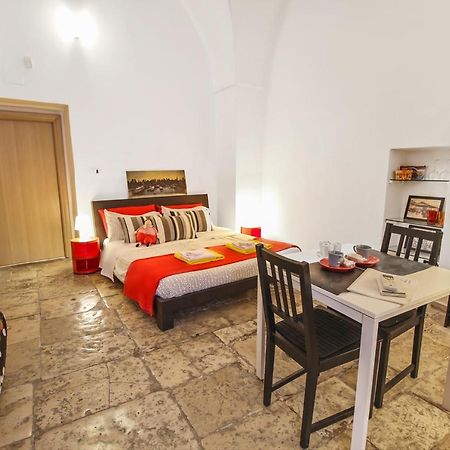 B&B Affittacamere Del Teatro Бриндизи Екстериор снимка